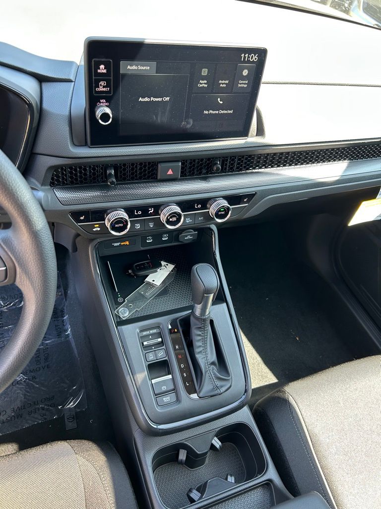 Vehicle image 28 of 30