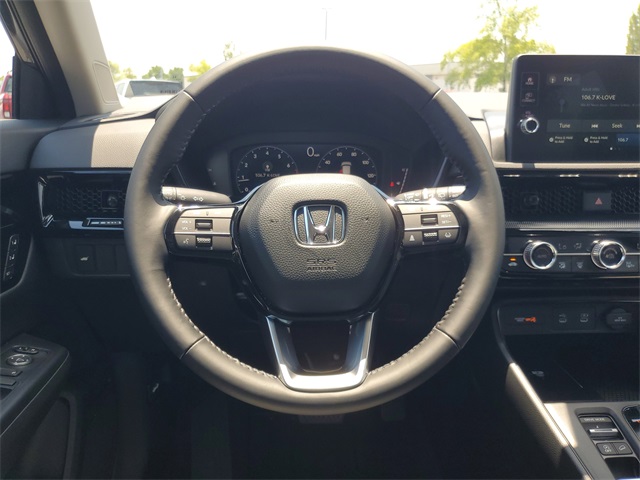 Vehicle image 28 of 30