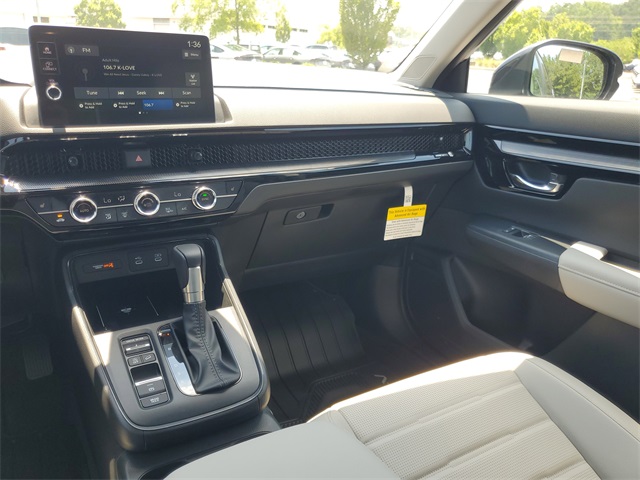 Vehicle image 13 of 30