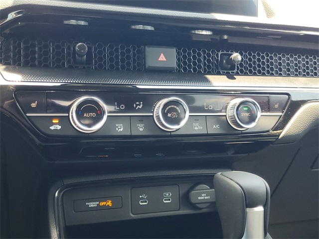 Vehicle image 20 of 30