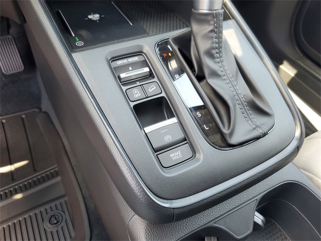 Vehicle image 23 of 30
