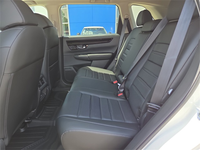 Vehicle image 6 of 15