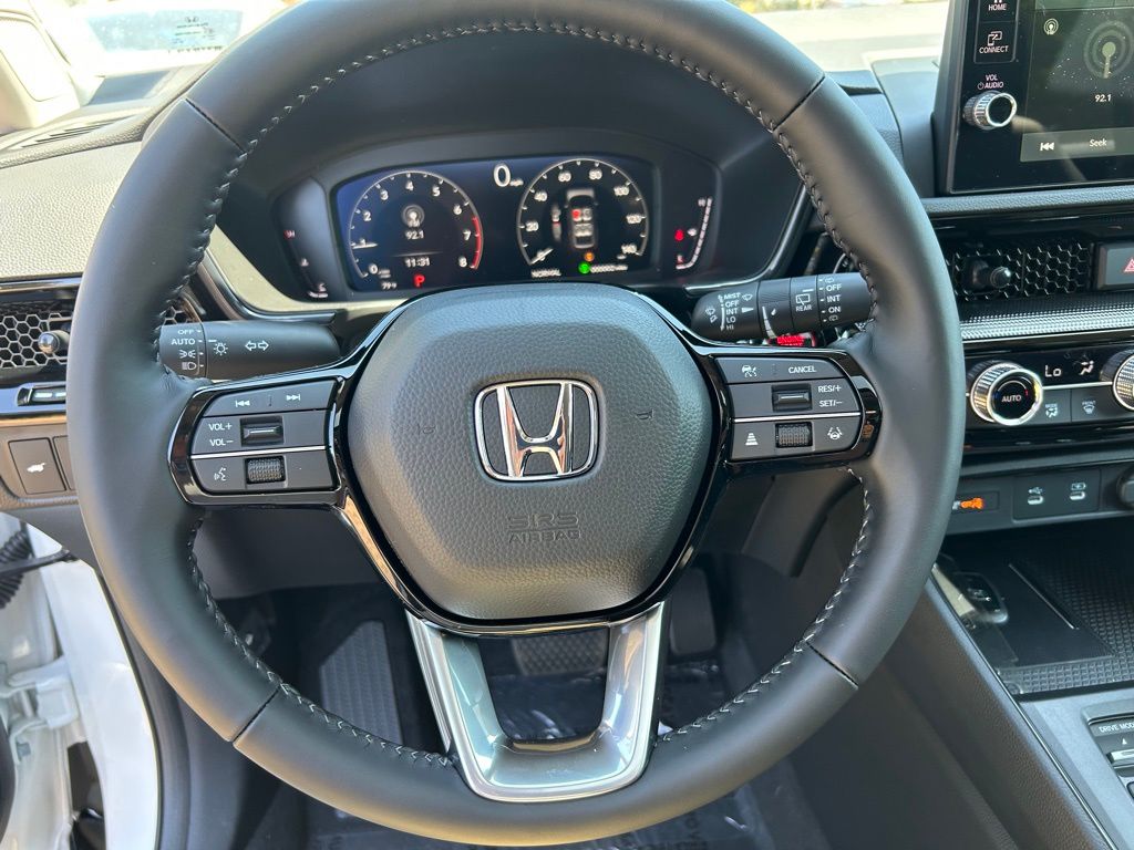 Vehicle image 21 of 29