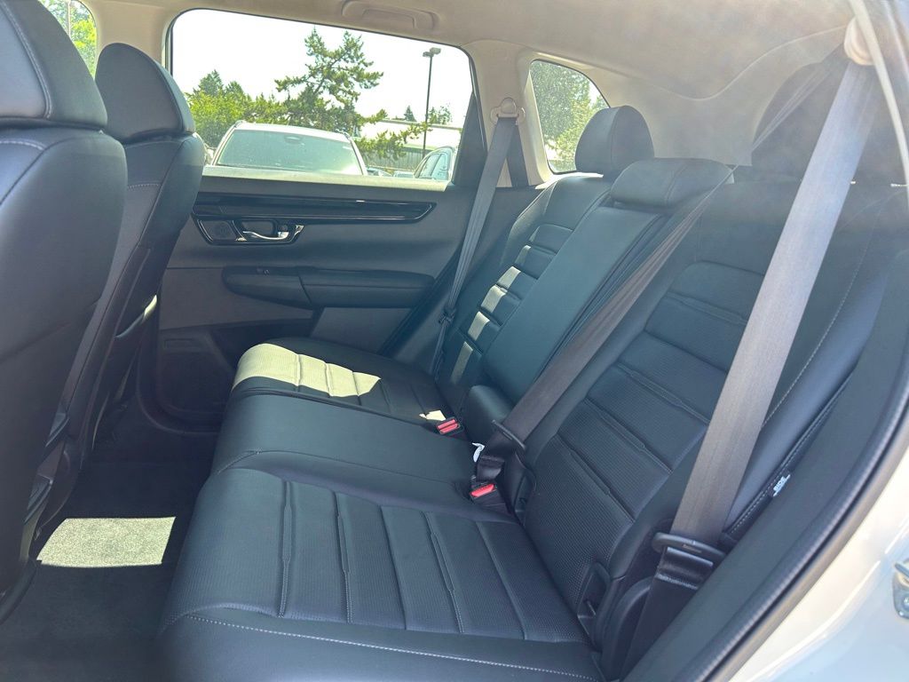 Vehicle image 12 of 29