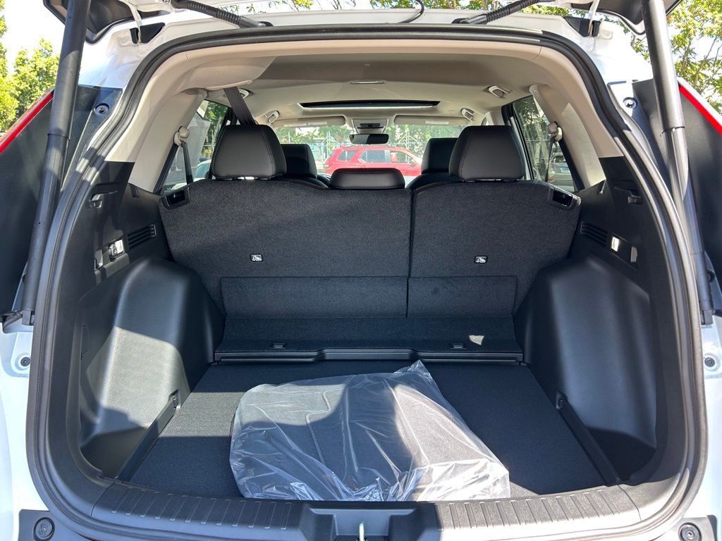 Vehicle image 10 of 29