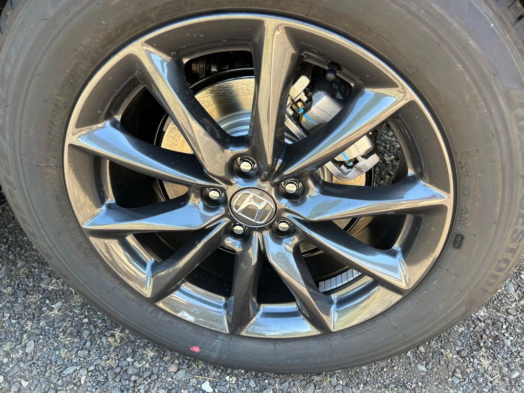 Vehicle image 9 of 29