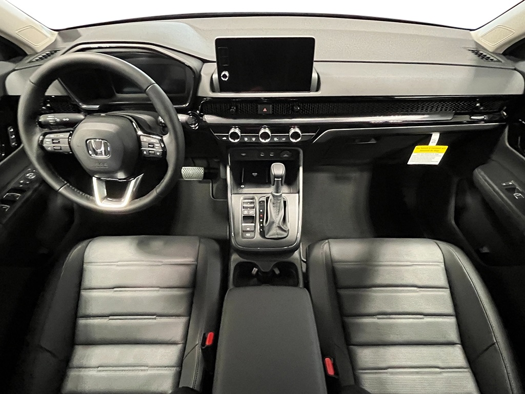 Vehicle image 16 of 28