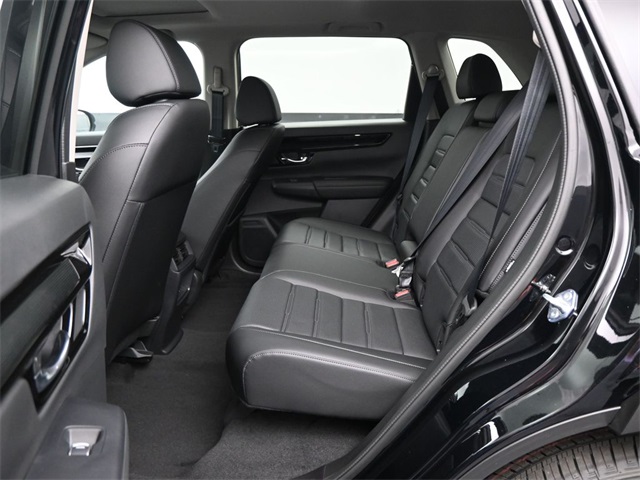 Vehicle image 28 of 35