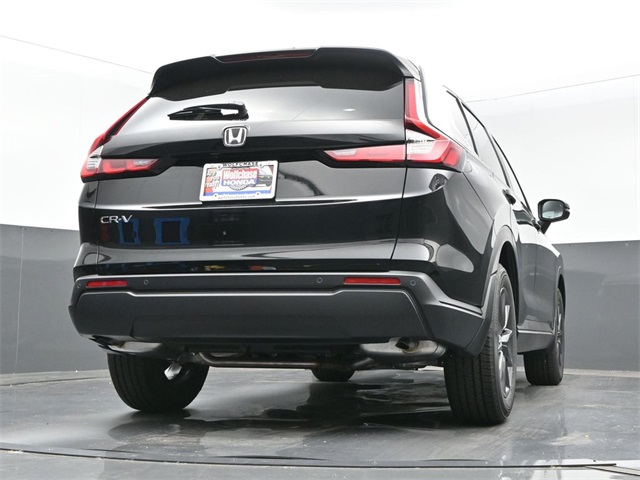 Vehicle image 17 of 35