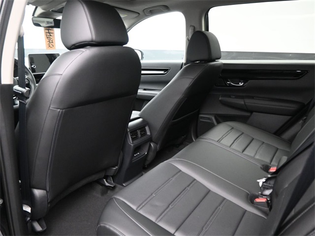 Vehicle image 26 of 35