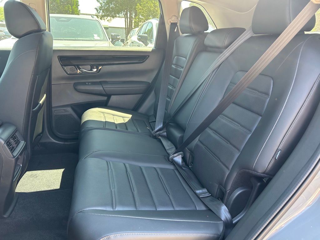 Vehicle image 11 of 29
