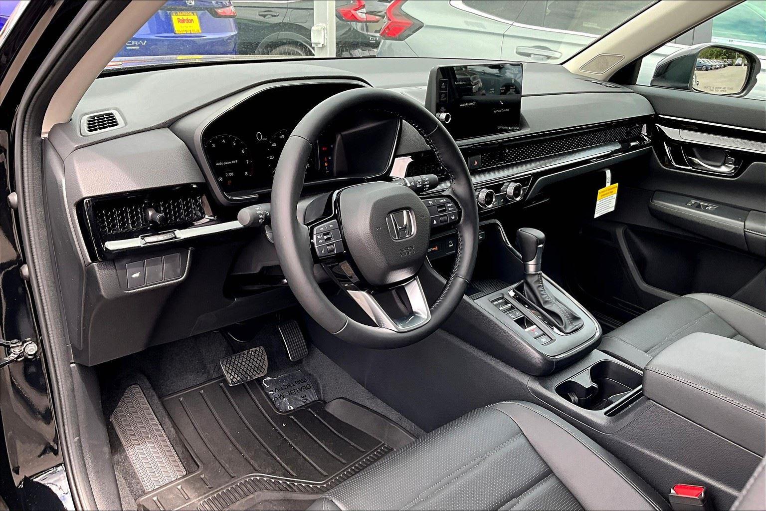 Vehicle image 15 of 27