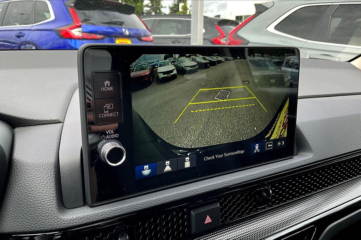 Vehicle image 21 of 27