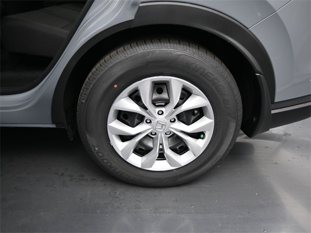 Vehicle image 25 of 35