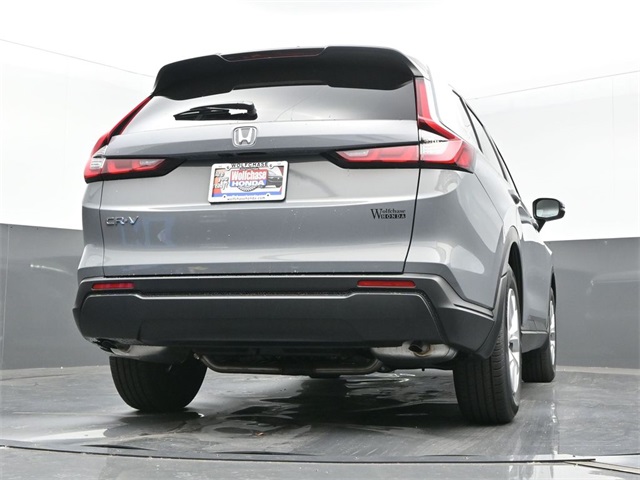 Vehicle image 19 of 35