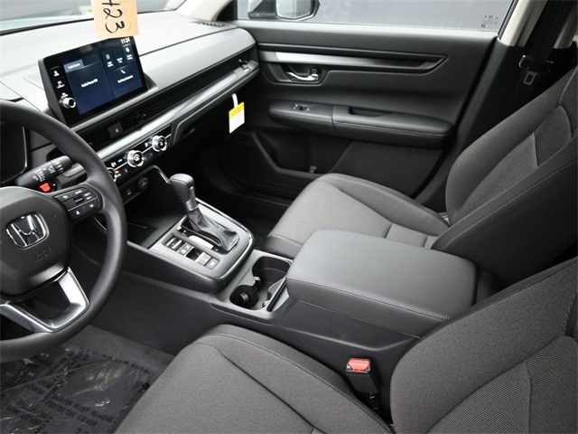 Vehicle image 33 of 35