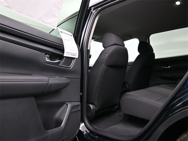 Vehicle image 27 of 35