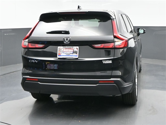 Vehicle image 16 of 32