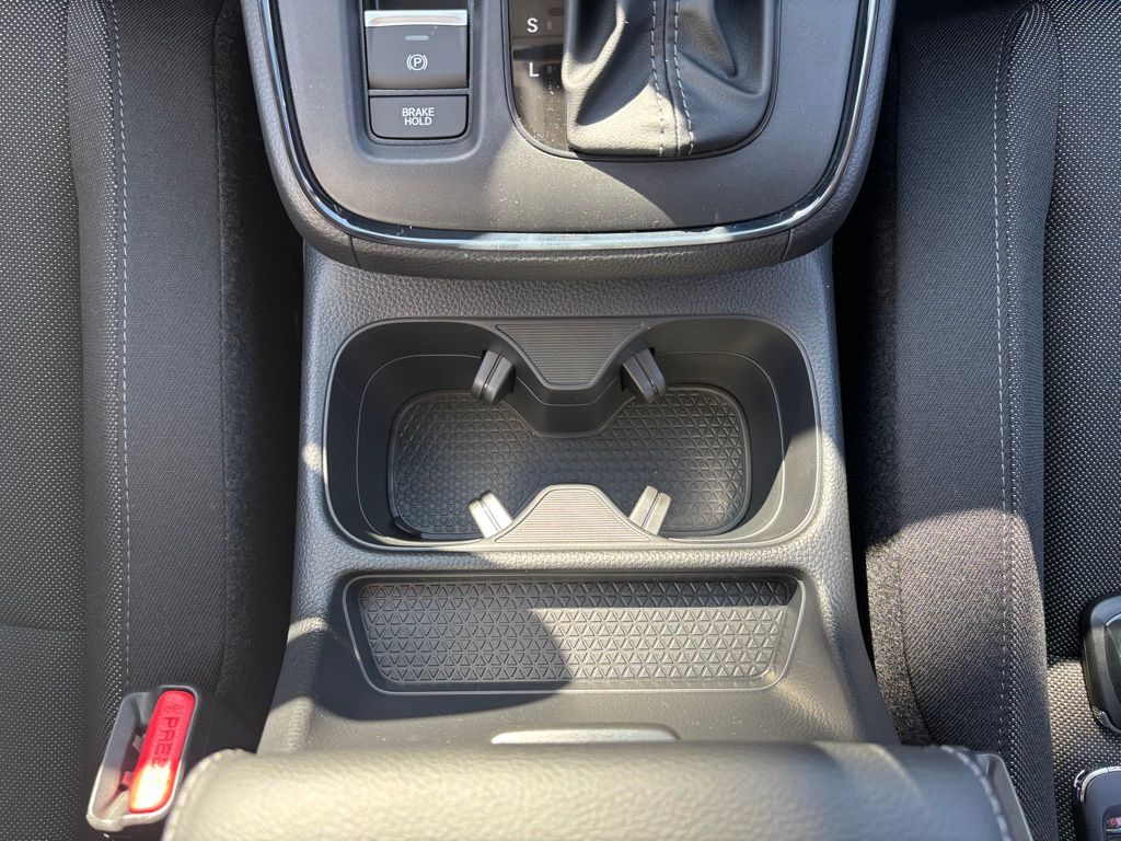 Vehicle image 19 of 27