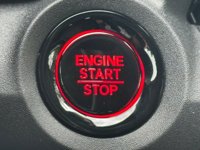 Vehicle image 21 of 30