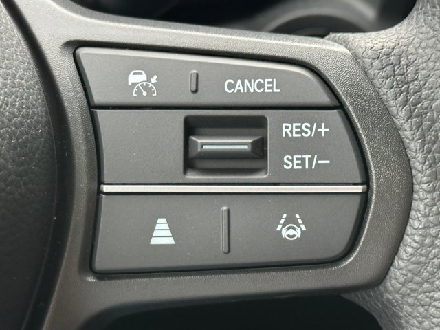 Vehicle image 25 of 30