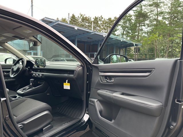 Vehicle image 16 of 30