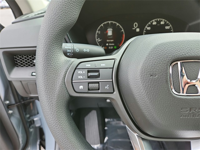 Vehicle image 18 of 25
