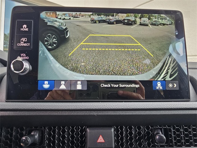 2026 Honda CR-V Hybrid TrailSport Image 17 of 27