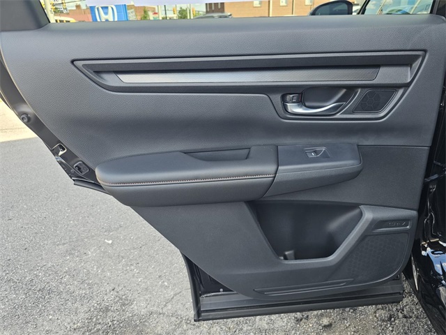 2026 Honda CR-V Hybrid TrailSport Image 18 of 28