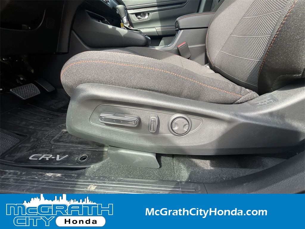 2026 Honda CR-V Hybrid Sport Image 18 of 26