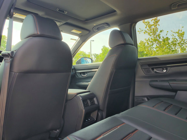 2026 Honda CR-V Hybrid Sport-L Image 15 of 32