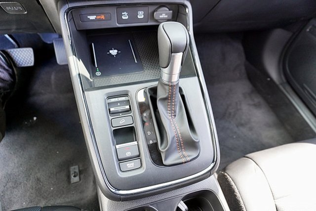 2026 Honda CR-V Hybrid Sport-L Image 28 of 41