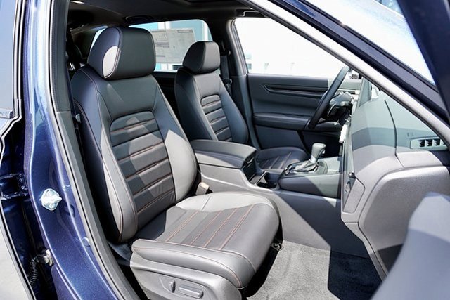 2026 Honda CR-V Hybrid Sport-L Image 10 of 41