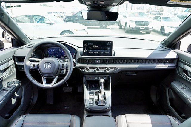 2026 Honda CR-V Hybrid Sport-L Image 16 of 41