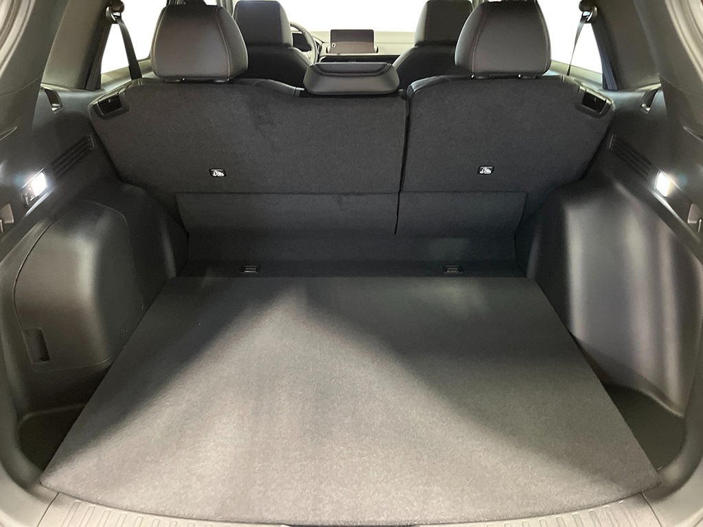 2026 Honda CR-V Hybrid Sport-L Image 11 of 29