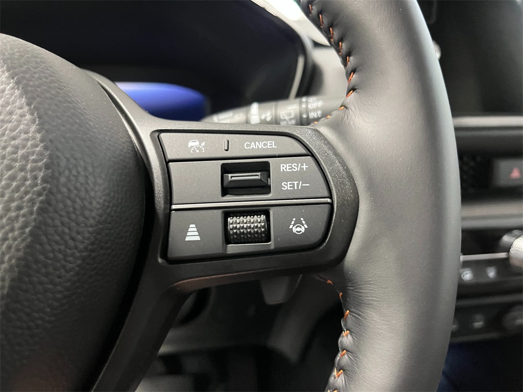 2026 Honda CR-V Hybrid Sport-L Image 27 of 29