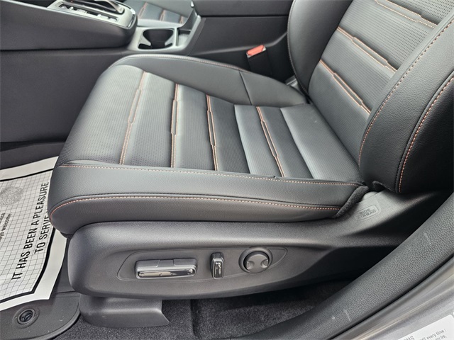 2026 Honda CR-V Hybrid Sport-L Image 21 of 22
