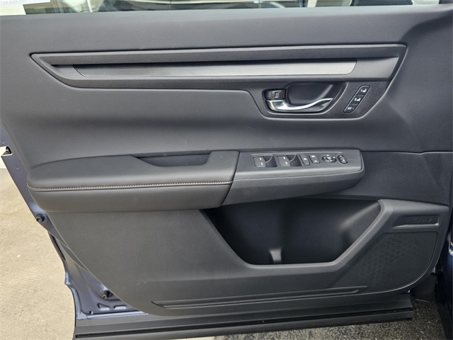 2026 Honda CR-V Hybrid Sport-L Image 18 of 22