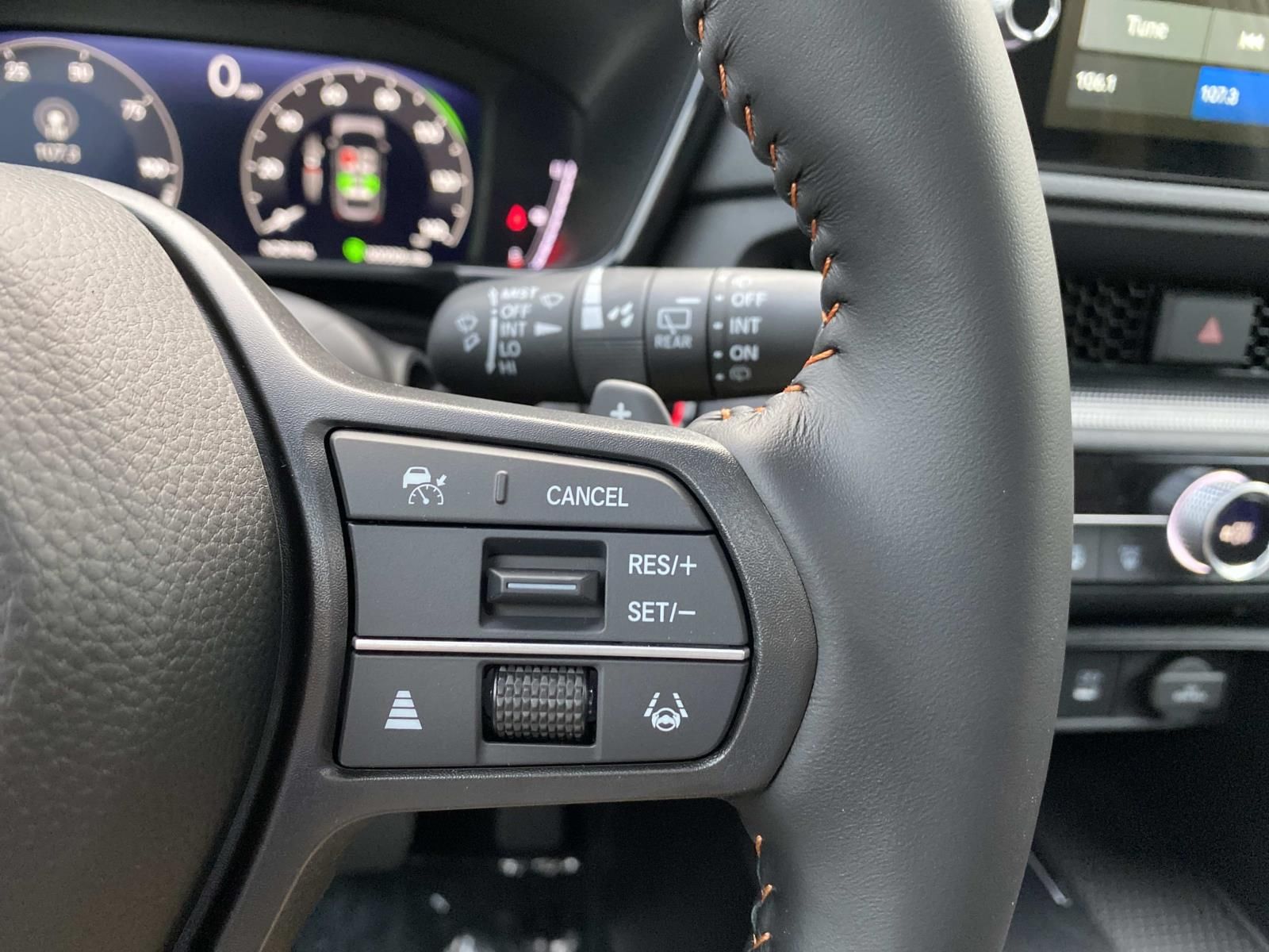 2026 Honda CR-V Hybrid Sport-L Image 13 of 14