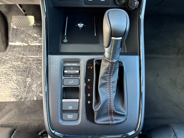 2026 Honda CR-V Hybrid Sport-L Image 25 of 31