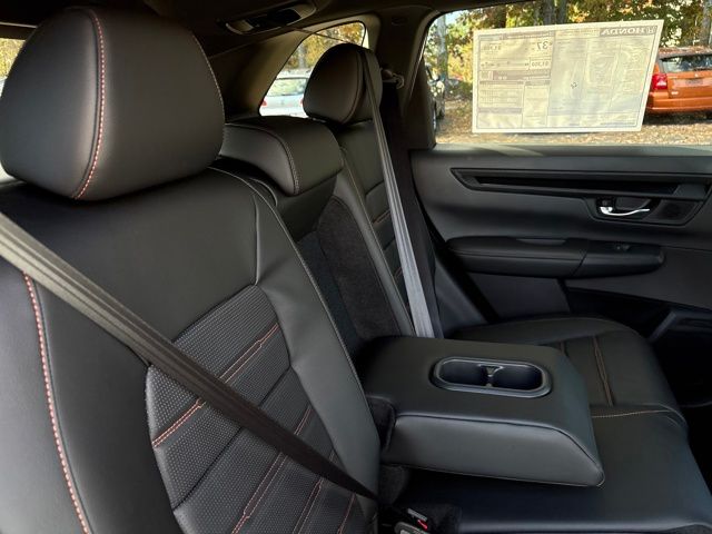 2026 Honda CR-V Hybrid Sport-L Image 14 of 31