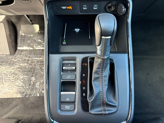 2026 Honda CR-V Hybrid Sport-L Image 22 of 31