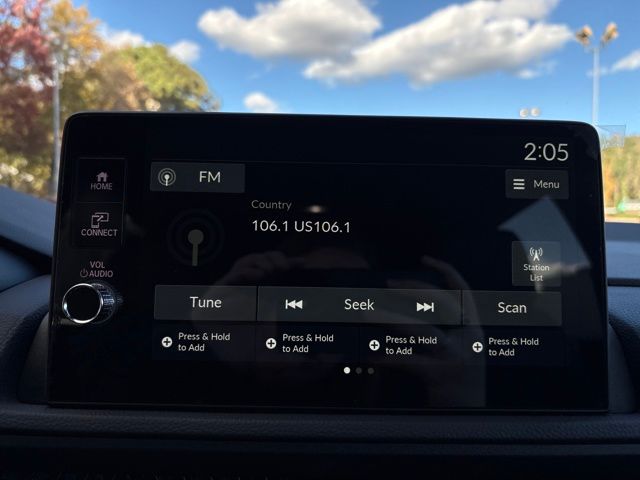 2026 Honda CR-V Hybrid Sport-L Image 21 of 31