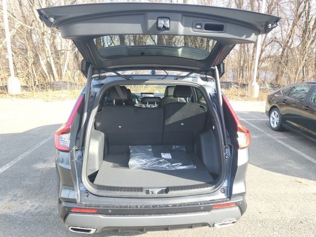 2026 Honda CR-V Hybrid Sport-L Image 11 of 24