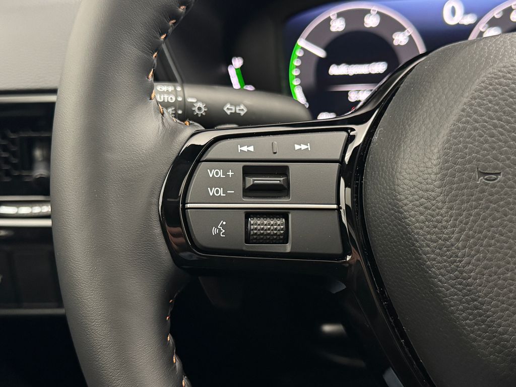 2026 Honda CR-V Hybrid Sport Touring Image 35 of 37