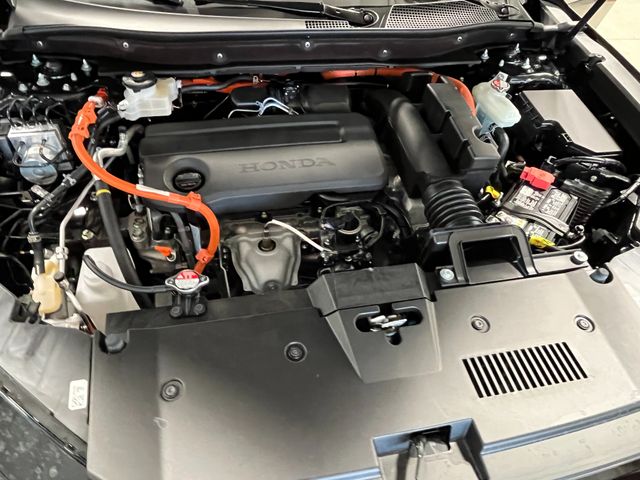 2026 Honda CR-V Hybrid Sport Touring Image 9 of 29