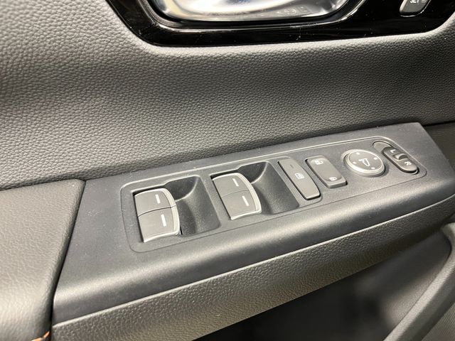 2026 Honda CR-V Hybrid Sport Touring Image 27 of 29