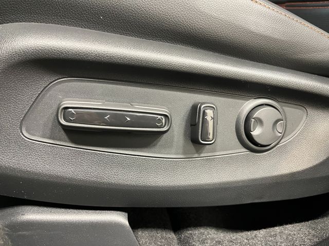 2026 Honda CR-V Hybrid Sport Touring Image 26 of 29