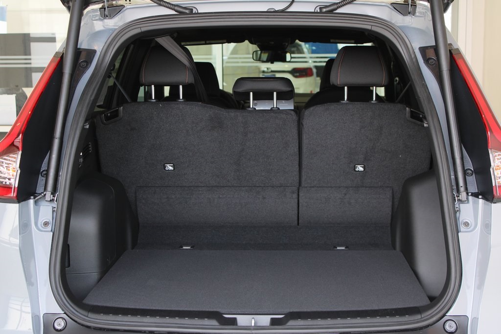 2026 Honda CR-V Hybrid TrailSport Image 10 of 43