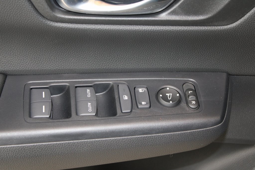 2026 Honda CR-V Hybrid TrailSport Image 25 of 43